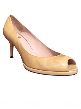 Stuart Weitzman Nude Heels